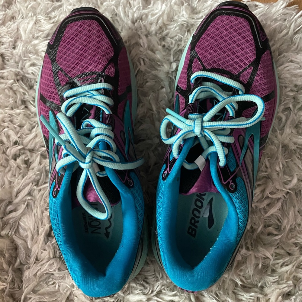 Like new brooks Ravenna 7 shoes